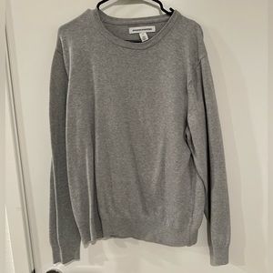 Men's Basic Grey Sweater (L)